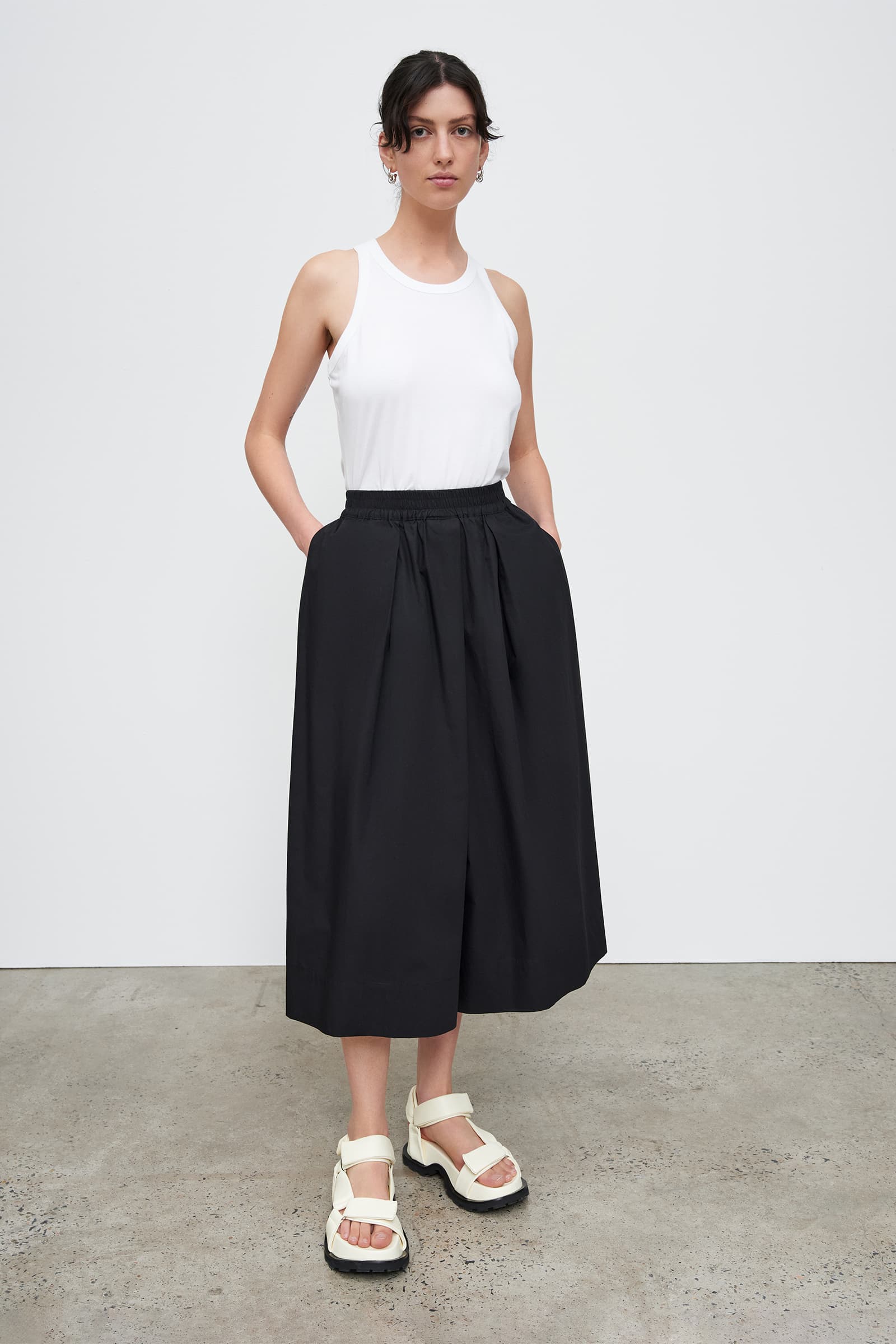 “From Day to Night: Transitioning Your Look with Culottes”